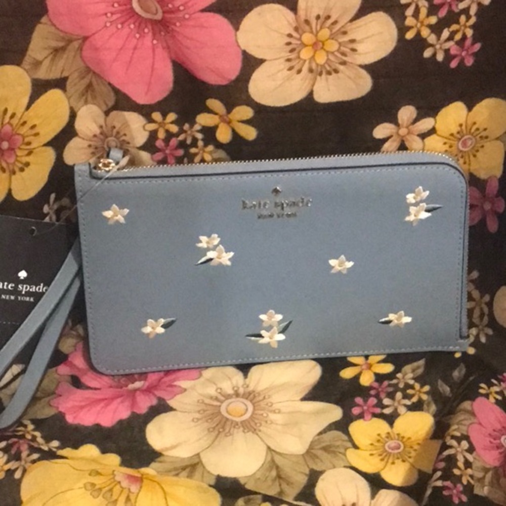 NWT Kate Spade Embroidered Floral Medium Wristlet NWT - Leather Slate Blue - Picture 6 of 13